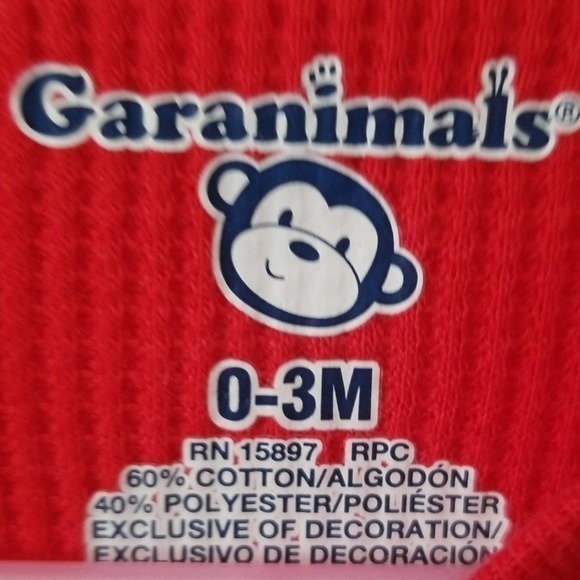 Red size 0-3 months thermal creeper‎ - Picture 3 of 3